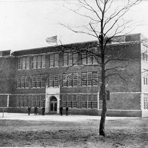 1922-building